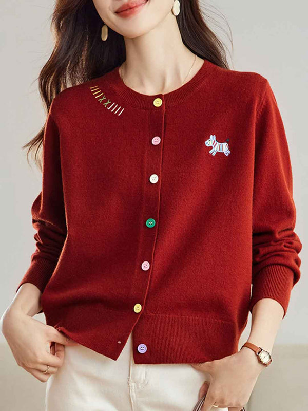 Cardigan Tricoté à Col Rond Lâche Camila avec Boutons Colorés Brodés